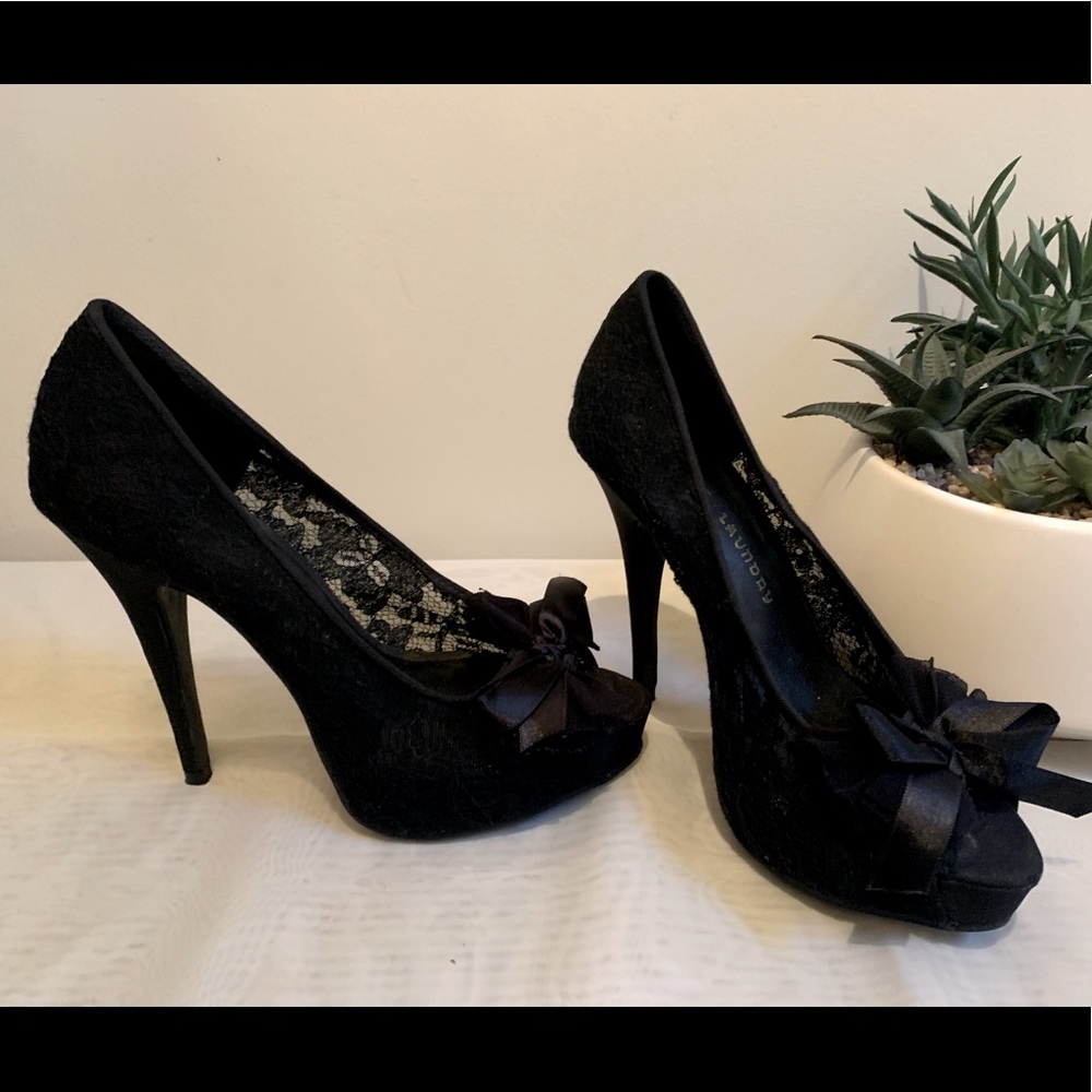 Chinese Laundry Lace Heels